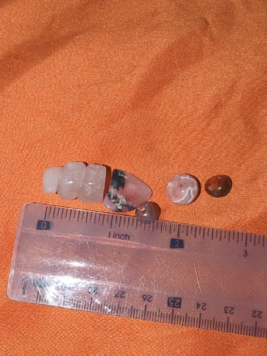 Rose Quartz Carving & Tumbled Stones - Pink, Rose, White & Brown - Picture 3 of 6